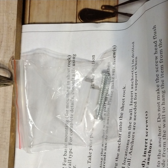 Mask Basket & Hooks Storage - Picture 4 of 4